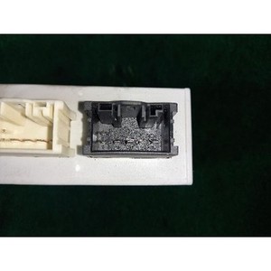 ECU และโมดูลคอมพิวเตอร์มือสองสำหรับรถยนต์ซีรีส์ 7 รุ่น 61357317512 - Product Image 6