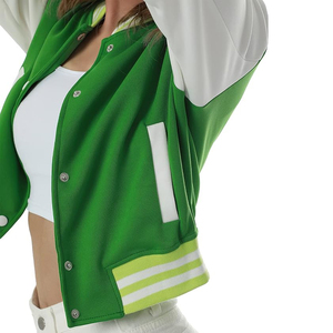 Chaqueta Corta de Moda de Alta Gama 100% Lana Personalizada para Mujer, Chaqueta Universitaria Personalizada para Mujer, Chaqueta de Béisbol para Equipo - Product Image 5