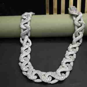 Chaîne cubaine élégante entièrement sertie de diamants en moissanite taille émeraude DOPE JEWELLS 155,68 CT Chaîne cubaine Hip Hop pour homme 26MM - Product Image 6