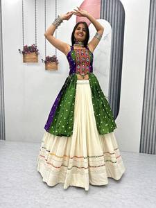 Lehenga Choli traditionnel indien pakistanais pour femmes, multicolore, brodé, longueur au sol, coupe ample, tenue de mariage - Product Image 5