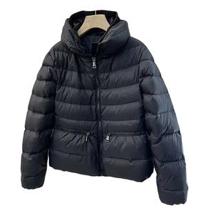 Nuevos abrigos de plumón, chaqueta acolchada para mujer, prendas de vestir exteriores elegantes informales simples, chaquetas cortas gruesas y cálidas con cuello levantado - Product Image 1