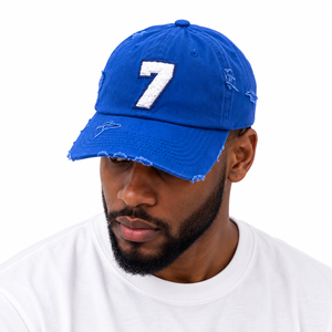 Casquette de baseball bleue vintage délavée avec numéro 7 brodé, détails vieillis, fermeture réglable, pour sports décontractés en extérieur - Product Image 1