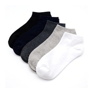 Chaussettes de sport basses pour hommes en spandex, personnalisées, de haute qualité, respirantes, à séchage rapide, rembourrées, décontractées, écologiques et douces, vente en gros - Product Image 2