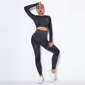 Conjunto Deportivo Mayorista: Top de Yoga, Ropa Deportiva, Conjuntos de Gimnasio y Fitness, Camisetas de Running, Leggings con Efecto Scrunch Butt y Pantalones de Pierna Ancha - Product Image 3