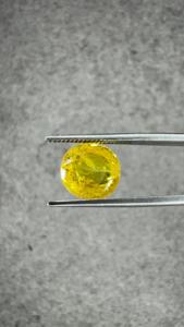 Saphir Jaune Naturel de Bangkok Jai Narayan Gems 4.00 Ct, Coupe Ovale, Pierre Précieuse Libre, Effet de Couleur/Feu, Certifié par un Tier pour Bague - Product Image 4