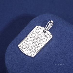 Colgante de Cruz Rectangular de Moissanita Baguette en Plata de Ley 925, Joyería Espiritual Totalmente Engastada en Moissanita - Product Image 6