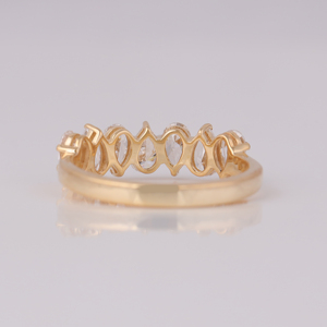 Bague de mariage demi-éternité en or massif 14 carats avec 2 diamants de laboratoire en forme de poire, bague d'anniversaire à diamants alternés - Product Image 4