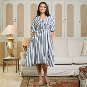 Elegante Vestido de Lino y Algodón Azul y Blanco Hueso para Mujer - Product Image 5