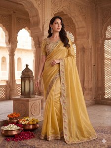 Sari de Soirée en Soie Premium pour Femme avec Bordure en Dentelle Ornée de Perles Faites à la Main et Blouse Assortie – Collection en Gros - Product Image 4