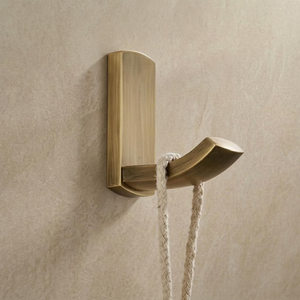 Crochets muraux plaqués or pour salle de bain et lavabo à bas prix, porte-serviettes et patère en métal poli pour hôtel et décoration intérieure - Product Image 2
