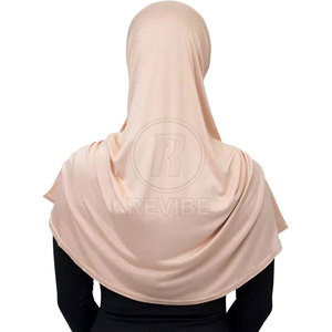 Hijab Moderne Tendance au Design Élégant en Tissu Léger Spandex pour Usage Quotidien - Product Image 4