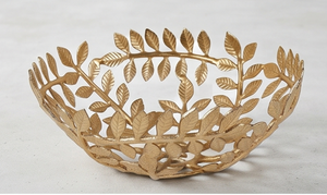 Bol en métal décoratif de style glamour fait main avec motif de feuilles dorées, idéal pour les mariages, les fêtes et la décoration intérieure - Product Image 3