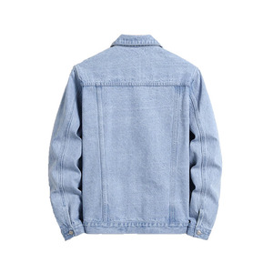 Veste en jean bleu clair pour homme, col rabattu décontracté, coupe classique, simple boutonnage, coton délavé, couleur unie, style printemps - Product Image 2
