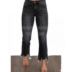 Pantalones vaqueros de mujer estilo nuevo 2026, con efecto desgastado, ligeramente acampanados, de 9 pulgadas, que realzan la cadera, de pierna ancha, adelgazantes y con bordes deshilachados. - Product Image 1