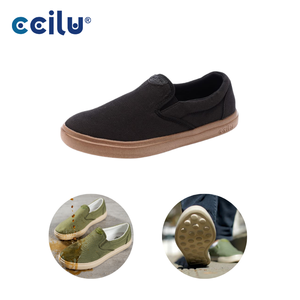 Chaussures de marche pour hommes en toile, à bout fermé, anti-salissures, à enfiler - Product Image 1