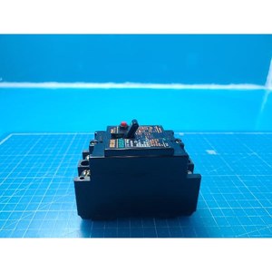 Interruptor Diferencial Fuji EG32F 30A Usado Como Está, Piezas de Equipos Semiconductores de Época - Product Image 3