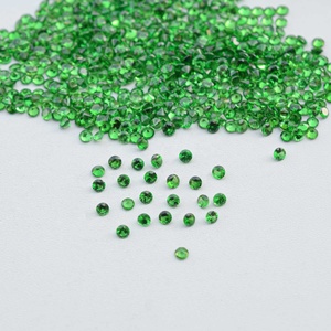Vente en gros de pierres précieuses en vrac de tsavorite naturelle de 3 mm, taille ronde facettée brillante, pour bijoux faits à la main à prix abordable - Product Image 1