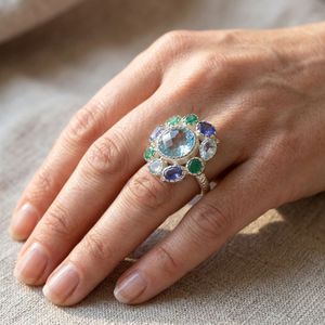 Gemvanity SR1466 Argent sterling plaqué or 14 carats, Topaze bleue de luxe classique de style bouddhiste tibétain, sertie en canal, taille brillant, pour soirée - Product Image 4