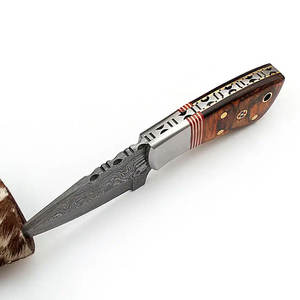 Cuchillo de Caza y Camping de Acero de Damasco de Alta Calidad con Mango de Acero de Damasco y Hoja con Patrón Artístico, Personalizable OEM - Product Image 2