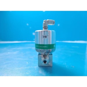 Vanne à diaphragme pneumatique CKD AGD11V-4RM-GWL4 utilisée comme pièce détachée pour équipement semi-conducteur d'occasion - Product Image 4