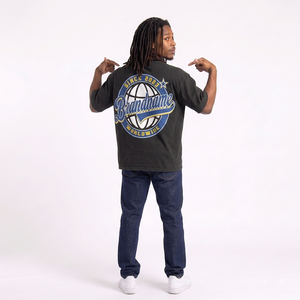 T-shirt noir à manches courtes pour homme, coupe classique, col rond, en jersey de coton imprimé, avec logo globe. - Product Image 6