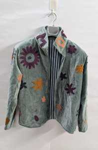 Chaqueta Unisex Talla Única Verde Salvia con Diseño de Serpiente y Palmera, Chaqueta Suzani con Bordado de Lujo de Artesanos Indios, Abrigo Floral Boho - Product Image 3