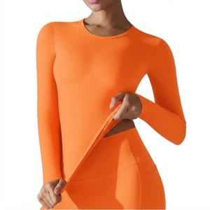 Chemises de sport pour femmes YIYI à manches longues, coupe ajustée, extensibles dans quatre directions, en spandex/nylon, séchage rapide, décontractées, col bateau, pour la gym, le yoga - Product Image 4