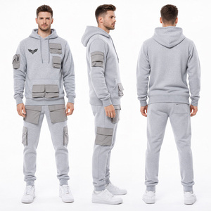 Conjunto Deportivo para Hombre, Sudadera con Capucha y Pantalones Cargo Grises, Estilo Techwear, Ropa Deportiva Urbana, con Bolsillos Tácticos, para Gimnasio o Uso Casual - Product Image 1