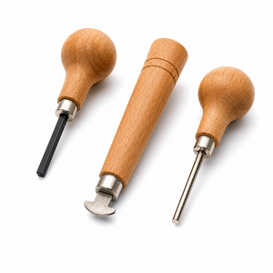 Ensemble de 3 outils de sertissage de pierres en bois pour bijoux, avec étui de transport, comprenant un poussoir de sertissage à pointe carrée, un poussoir de sertissage à pointe rainurée et un rouleau de sertissage pour bijoux - Product Image 1
