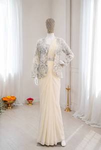 Sari indio-pakistaní de seda crepé pesada bordado con falda plisada para mujer, ropa étnica para bodas y fiestas - Product Image 2