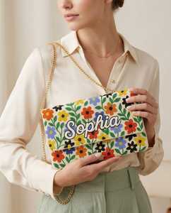 Bolso de Mano Rectangular de Lona con Bordado Floral Personalizado y Correa de Cadena - Product Image 2