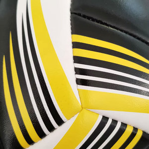 Ballon de volley-ball Solid Trader Pro Performance, construction robuste, équipement sportif professionnel, parfait pour l'entraînement et les matchs. - Product Image 6
