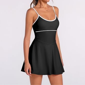 Tenue de sport ajustée pour femme, noire, col carré, 100 % polyester, qualité supérieure, anti-humidité - Product Image 3
