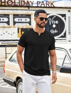 Camiseta Henley Negra de Manga Corta para Hombre, Corte Regular, Color Sólido Informal, Diseño de Cuello en V Tejido - Product Image 3