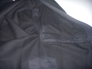 Kimono de Jiu Jitsu con Logotipo Bordado Personalizado en la Parte Delantera, Uniforme de Jiu Jitsu de Alta Calidad - Product Image 5