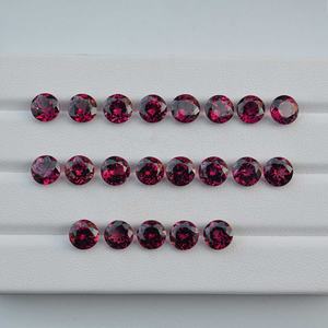 Pierre précieuse naturelle de 4 mm, grenat magenta du Malawi, taille ronde facettée, grenat umbalite rouge rosé, pierre semi-précieuse à vendre - Product Image 1