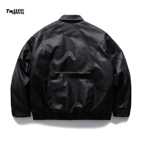 Rehaussez votre garde-robe d'hiver avec un confort douillet et une élégance intemporelle Notre collection 2025 Veste en cuir pour homme Noir - Product Image 2