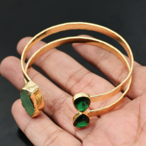 Brazalete Hecho a Mano con Jade Verde y Cuarzo Esmeralda Chapado en Oro de 18K, Joyería de Piedras Preciosas Naturales, Regalo para Ella - Product Image 5