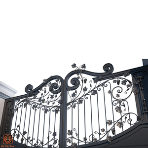 Puerta de entrada de hierro forjado de lujo, diseño 3D personalizado, con recubrimiento en polvo, forjada a mano, para villas, casas y castillos, de KHP Vietnam - Product Image 1