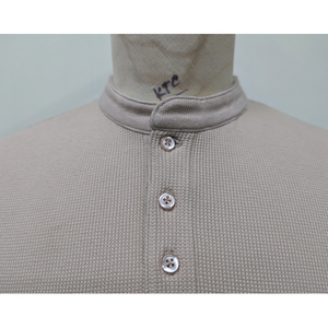 Polo pour homme à col bandoulière et épaules tombantes, coupe décontractée moderne, tissu doux et respirant, style décontracté parfait pour le quotidien - Product Image 3