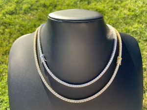 Collar Clásico de Plata 925 con Baño de Rodio y Moissanita, Corte Brillante, Engaste de Garras, Unisex, para Bodas, Fiestas y Uso Diario - Product Image 5