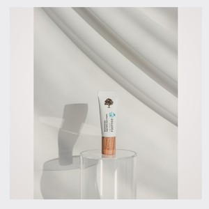Crema para ojos coreana K-Beauty Rootree Mobi Therapy Age Defy Eye Cream 20g Hecho en Corea Unisex antienvejecimiento - Product Image 6