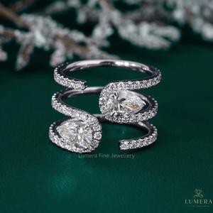 Bague de fiançailles et de mariage en or 9K, 10K, 14K, 18K avec halo de diamants de laboratoire taille double poire, bijoux fins personnalisés - Product Image 1
