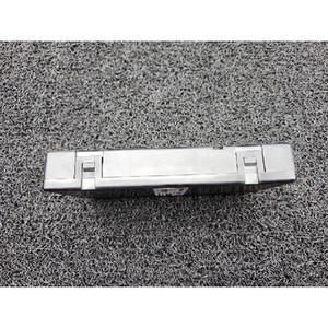 ECU และโมดูลคอมพิวเตอร์มือสองสำหรับรถยนต์ซีรีส์ 5 รุ่น 6135915715501 - Product Image 5