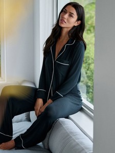 Pijamas de Verano para Mujer, Color Negro, Casuales, 100% Poliéster, Transpirables, Cintura Elástica, Estampado de Frutas, Corte Alto/Medio - Product Image 4