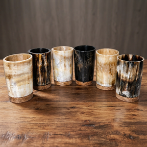 Vasos de Tequila Hechos a Mano con Cuerno de Búfalo, Ecológicos y Naturales, Mini Vasos de Cuerno para Beber de REHMAN CRAFT - Product Image 1