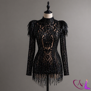 Robe courte noire à col haut avec franges perlées |   Tenue de soirée cocktail de luxe moulante à manches longues ornée de plumes - Product Image 2