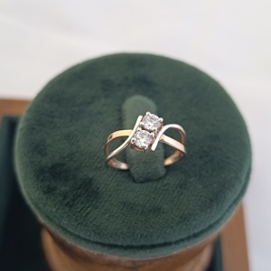 แหวนหมั้นเพชรทองคำขาว 18K สำหรับผู้หญิง ดีไซน์ทันสมัย วงเปิด แหวนแต่งงาน แหวนสัญญา เครื่องประดับมินิมอล - Product Image 4