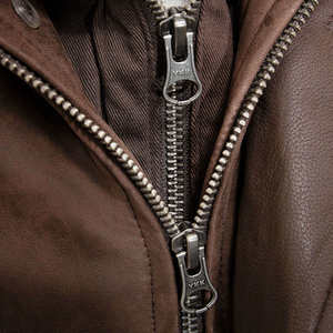 Venta Directa de Fábrica, Chaqueta de Cuero Genuino para Hombre, Estilo Motero Vintage, Impermeable, Resistente al Viento, Transpirable, de Alta Calidad - Product Image 4