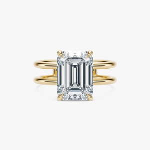 Anillo de compromiso de doble banda con diamante cultivado en laboratorio de corte esmeralda de 4.50 quilates en oro amarillo de 14 quilates para mujer - Product Image 3